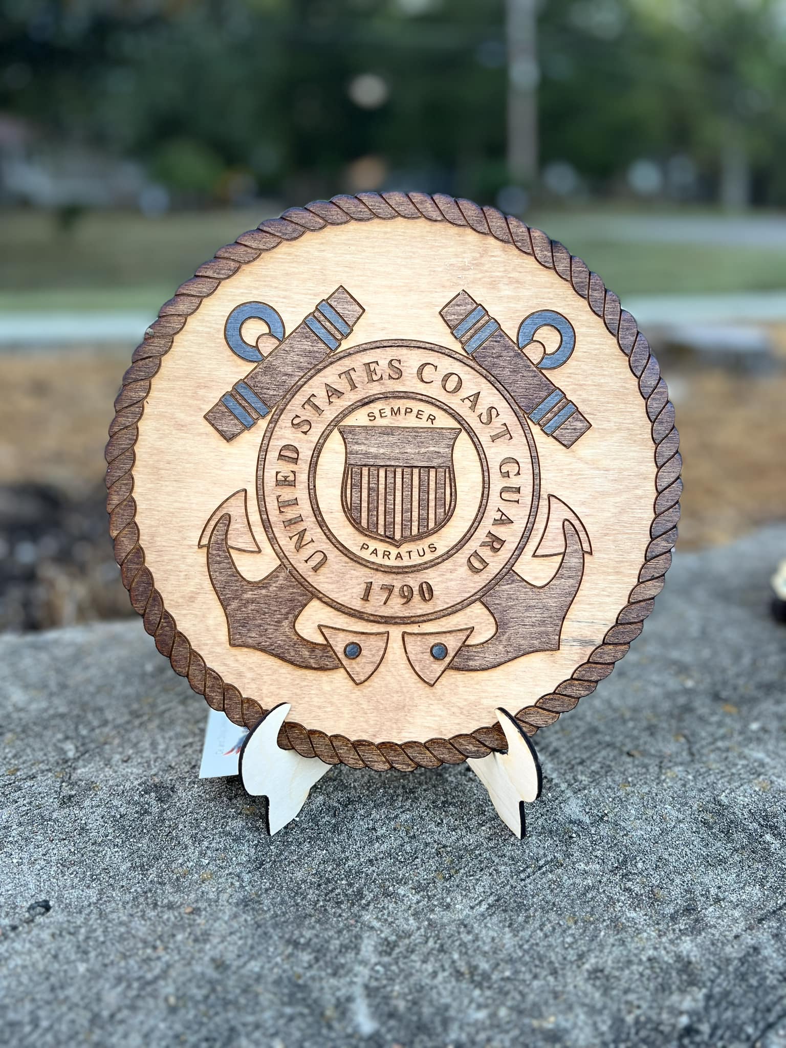 M COAST GUARD 10 INCH ROUND